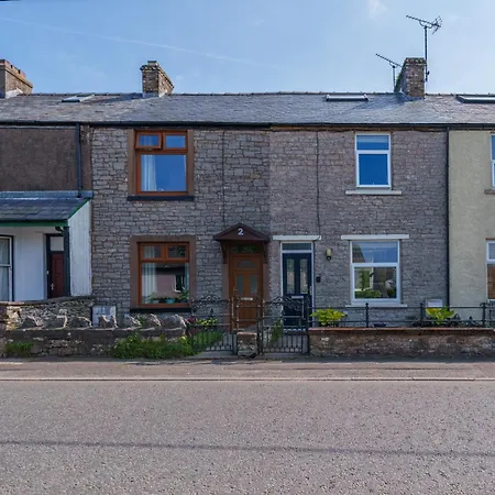 Woodville Terrace - Village Holiday home Shap